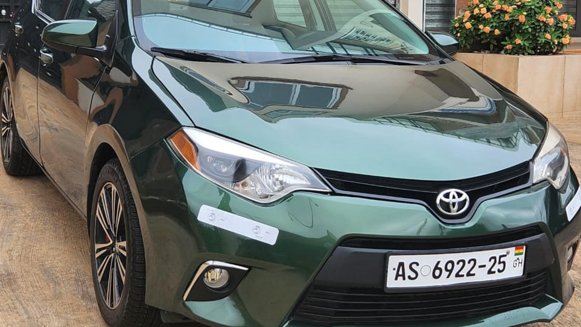 Toyota Corolla (2015)