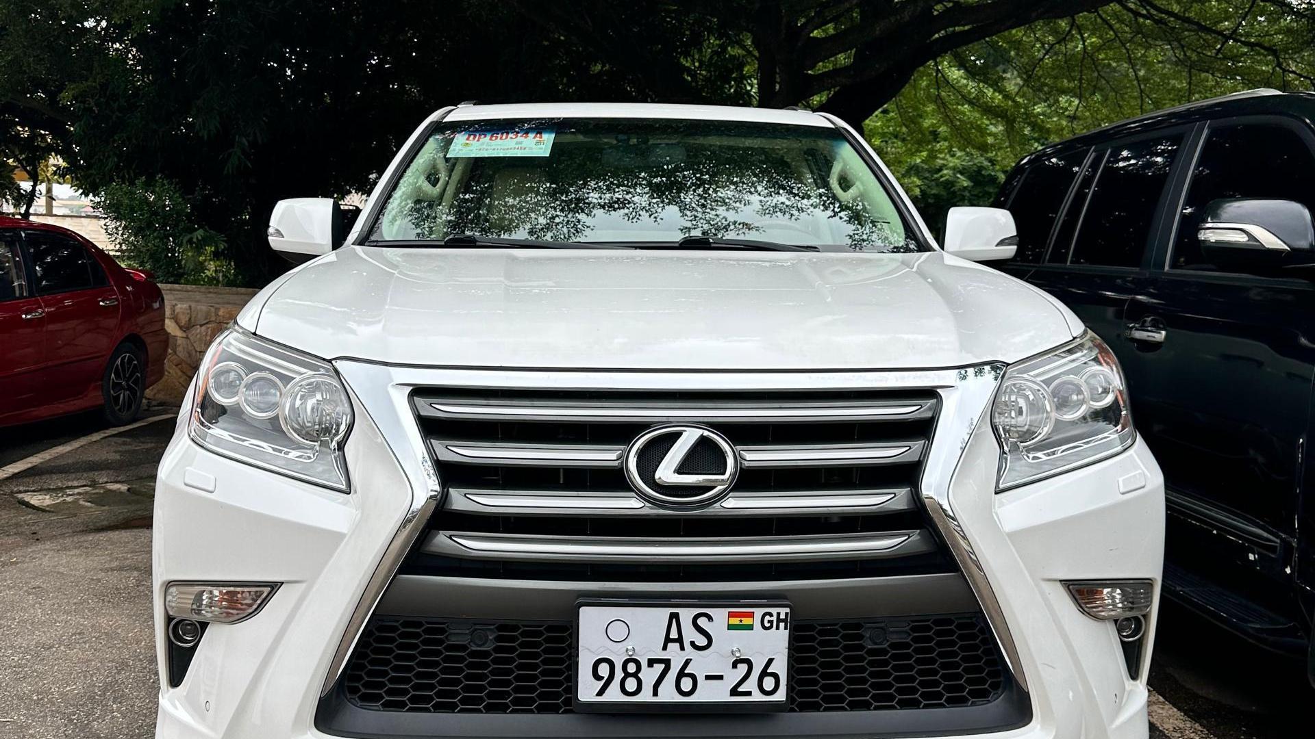 LEXUS